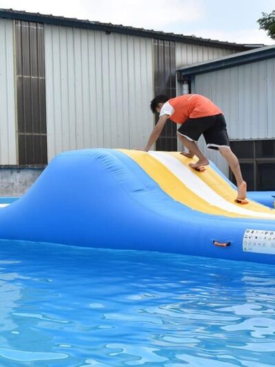 Module de toboggan long pour parc aquatique Bouncia — Long Slide 01