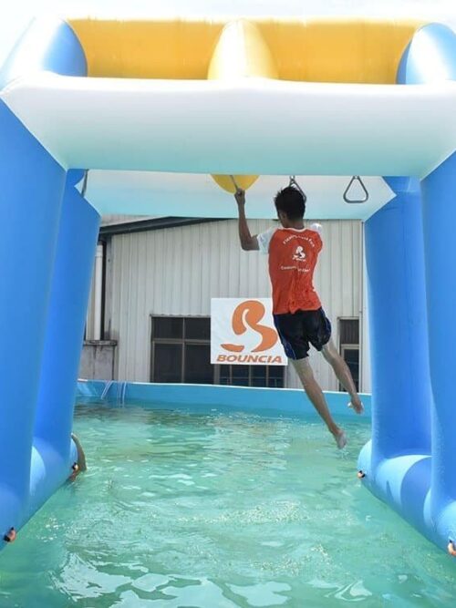 Parcours d’obstacles gonflables : testeur de force des bras