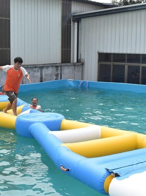 Module de traversée en équilibre Bouncia pour parcs aquatiques gonflables