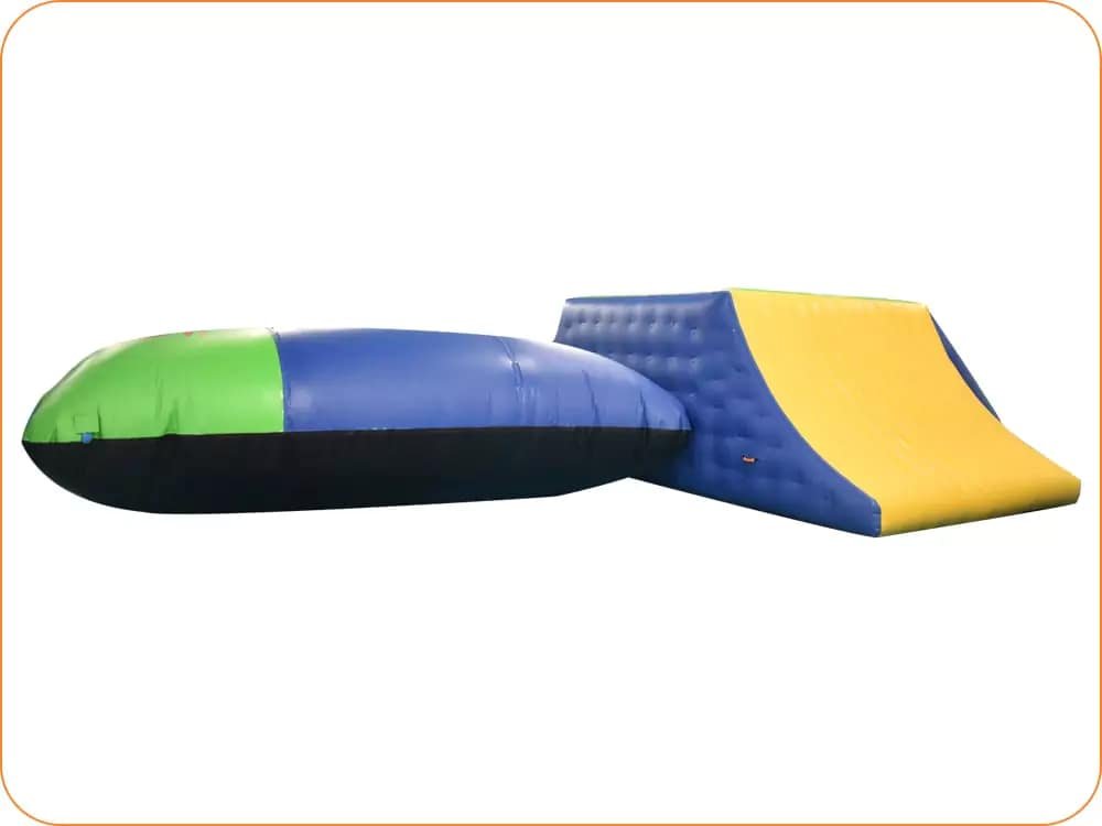 Tour aquatique flottante commerciale avec blob