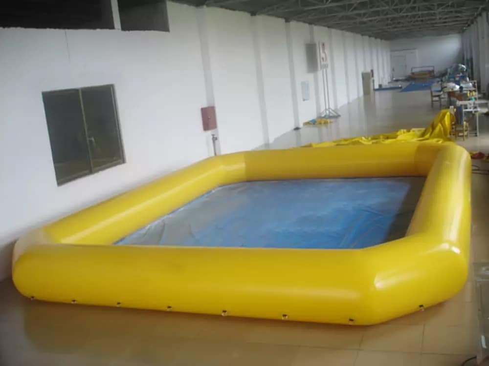 Piscine gonflable pour boules de marche sur l’eau et autres jeux aquatiques