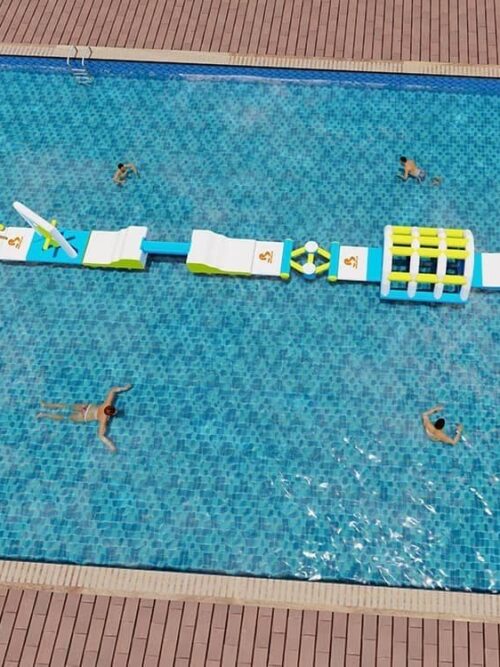 Parcours d’obstacles commercial pour piscine — Pool Park 15