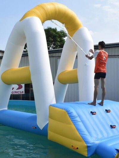 Balançoire à corde Bouncia pour sports nautiques gonflables – Rope Swing 01